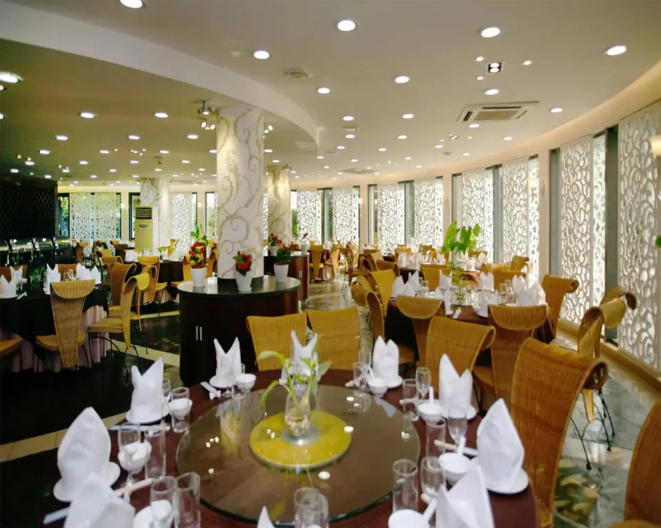 Шанхай: Oriental Land Holiday Village