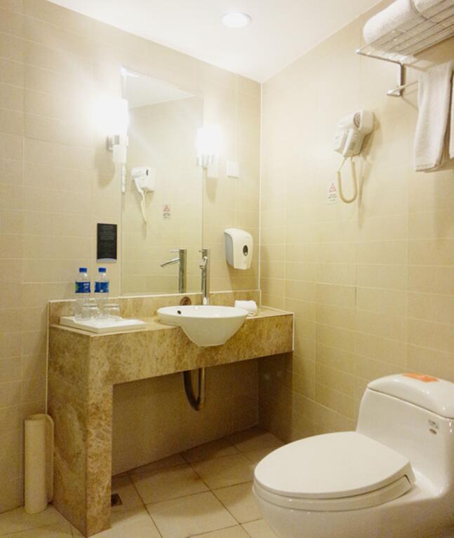 Тяньцзинь: Holiday Inn Express Tianjin Dongli by IHG