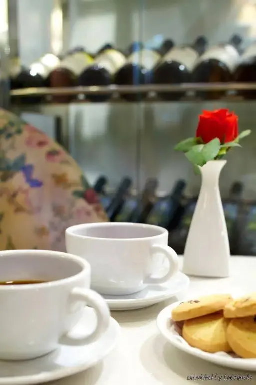 Коулун: Bridal Tea House Hotel Yau Ma Tei Arthur Street