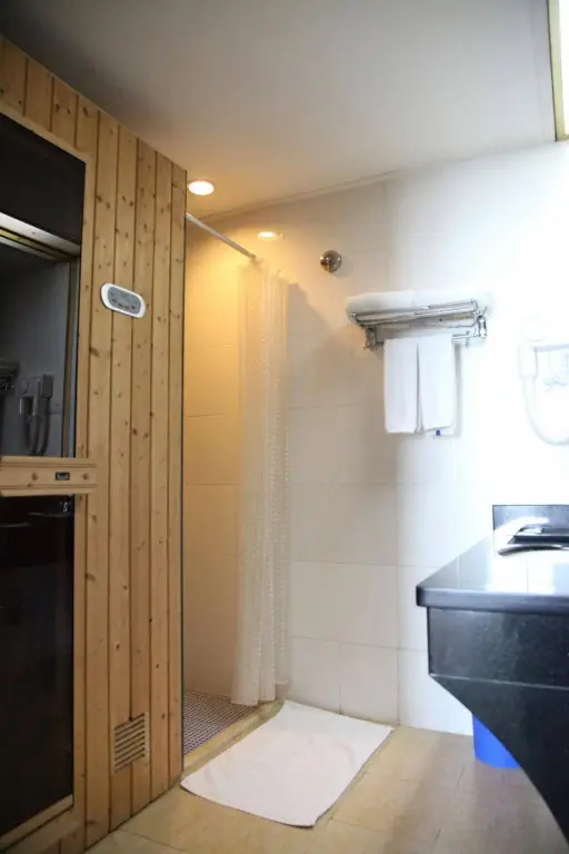 Гуанчжоу: Lifu Hotel Guangzhou Tianhe Park Huangpu Avenue Rundu Branch