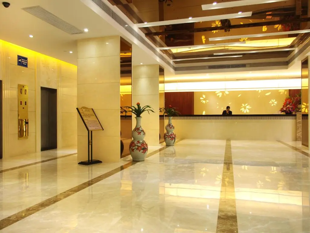 Гуанчжоу: Overseas Chinese Friendship Hotel
