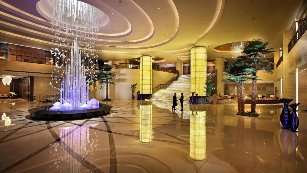 Яньтай: Crowne Plaza Yantai Seaview by IHG