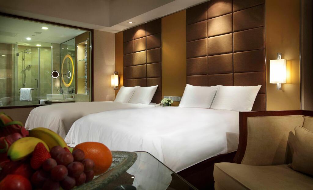 Яньтай: Crowne Plaza Yantai Seaview by IHG