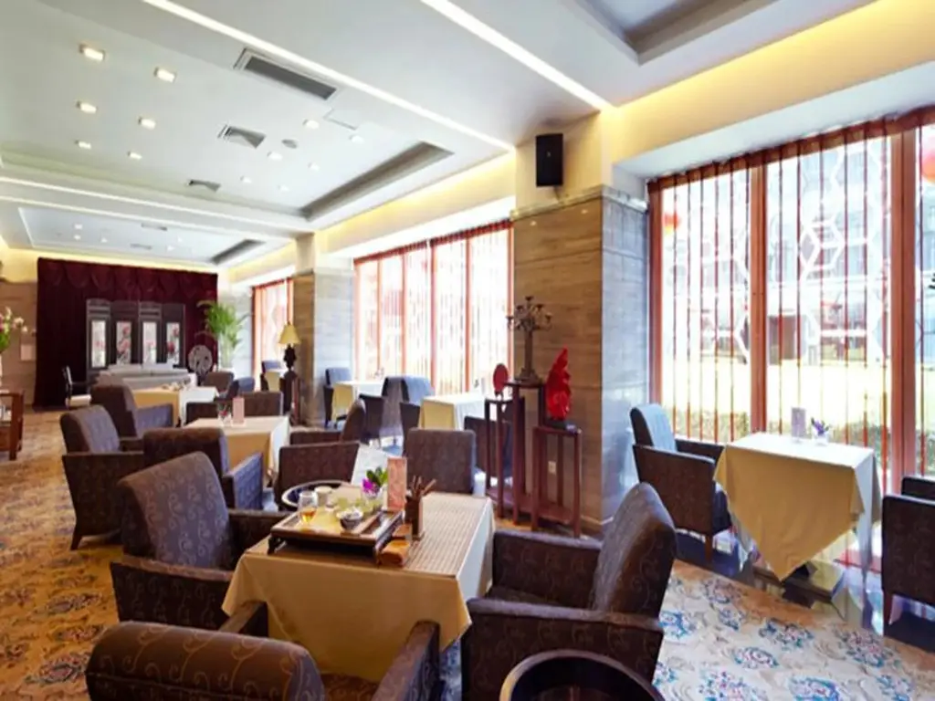 Шэньчжэнь: Sun Flower Hotel and Residence