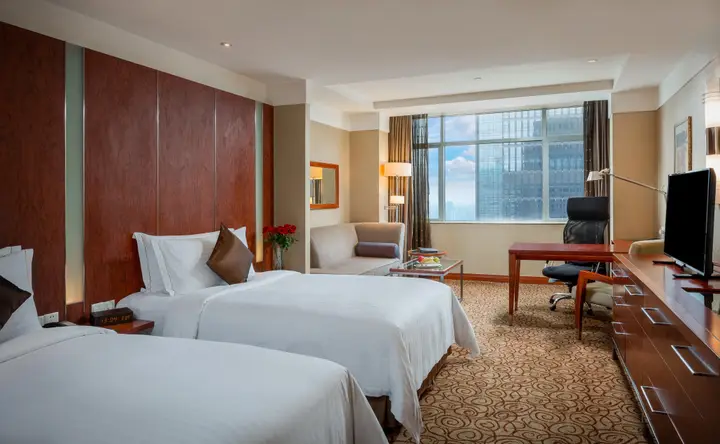 Чунцин: Crowne Plaza Chongqing Jiefangbei(Formerly InterContinental Chongqing)