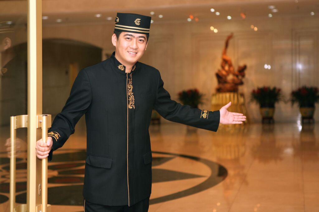 Далянь: Dalian East Hotel