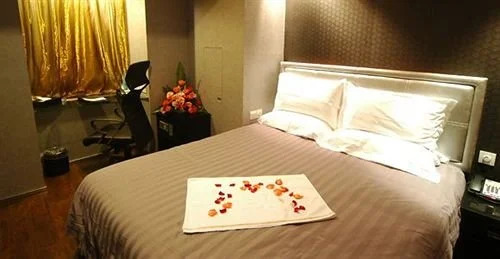 Шицзячжуан: FX Hotel ZhongHua Shijiazhuang