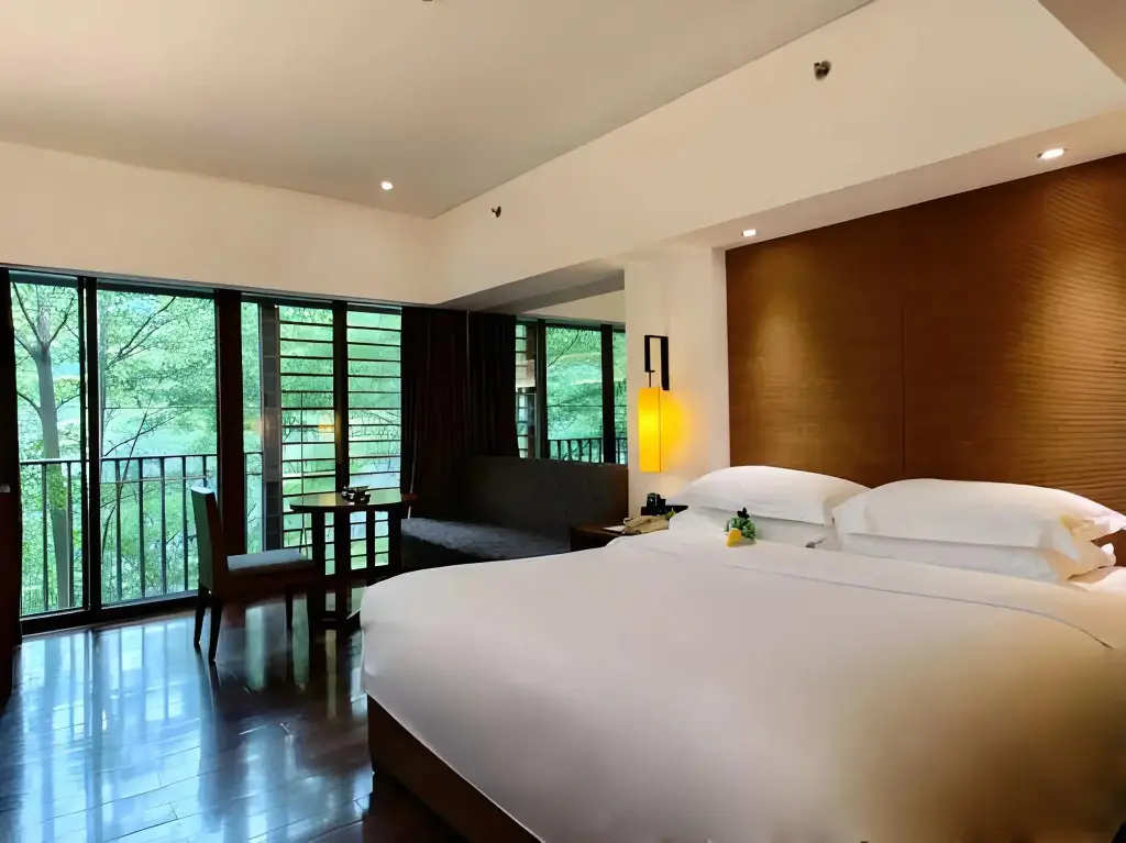 Гуанчжоу: Baiyun Lakeside Hotel