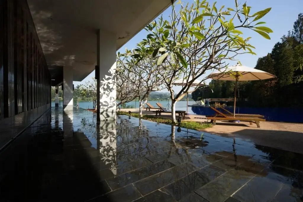 Гуанчжоу: Baiyun Lakeside Hotel