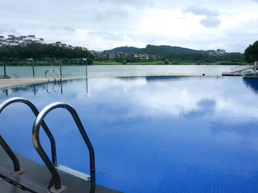 Гуанчжоу: Baiyun Lakeside Hotel