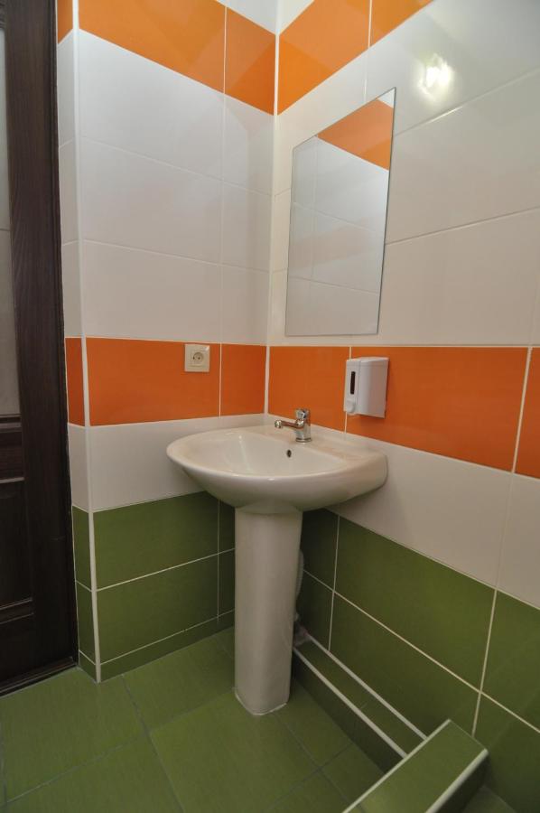 Витязево: Guest House Eliza