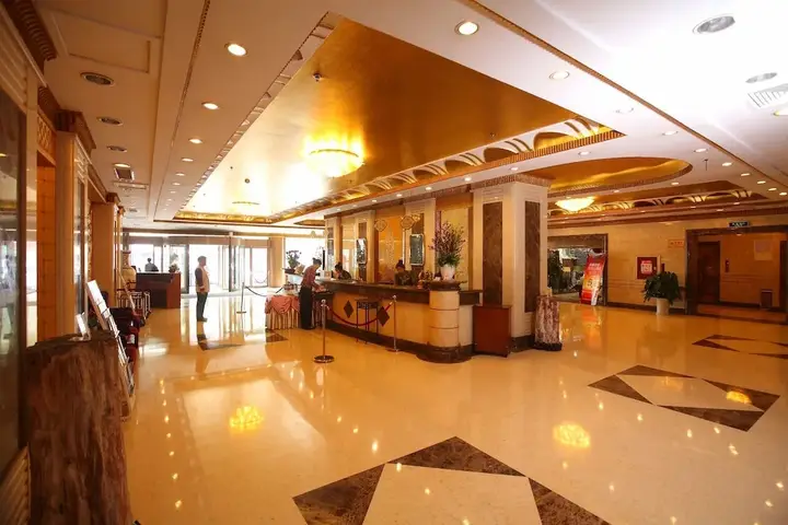 Циндао: Sanfod Hotel Qingdao