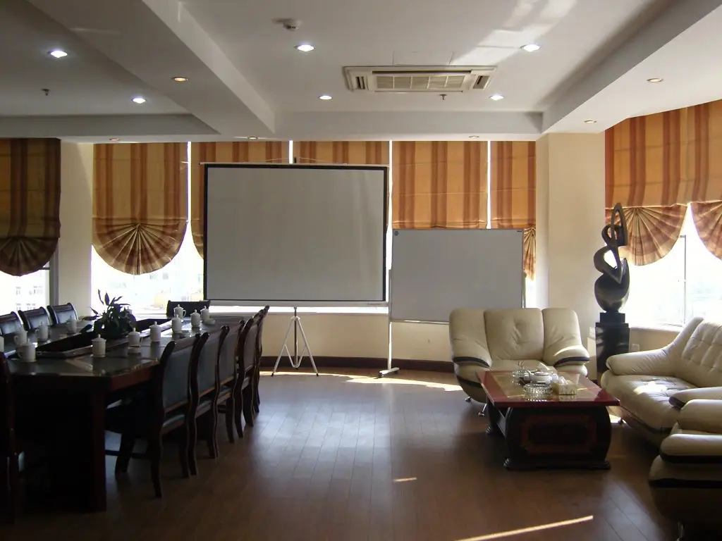 Циндао: Qingdao Qiulin Hotel