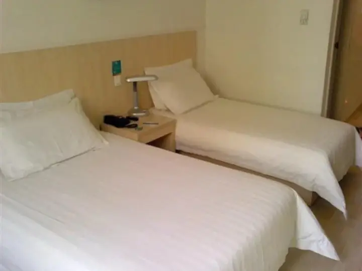 Чжэнчжоу: Jinjiang Inn Zhengzhou Chengdong Rd