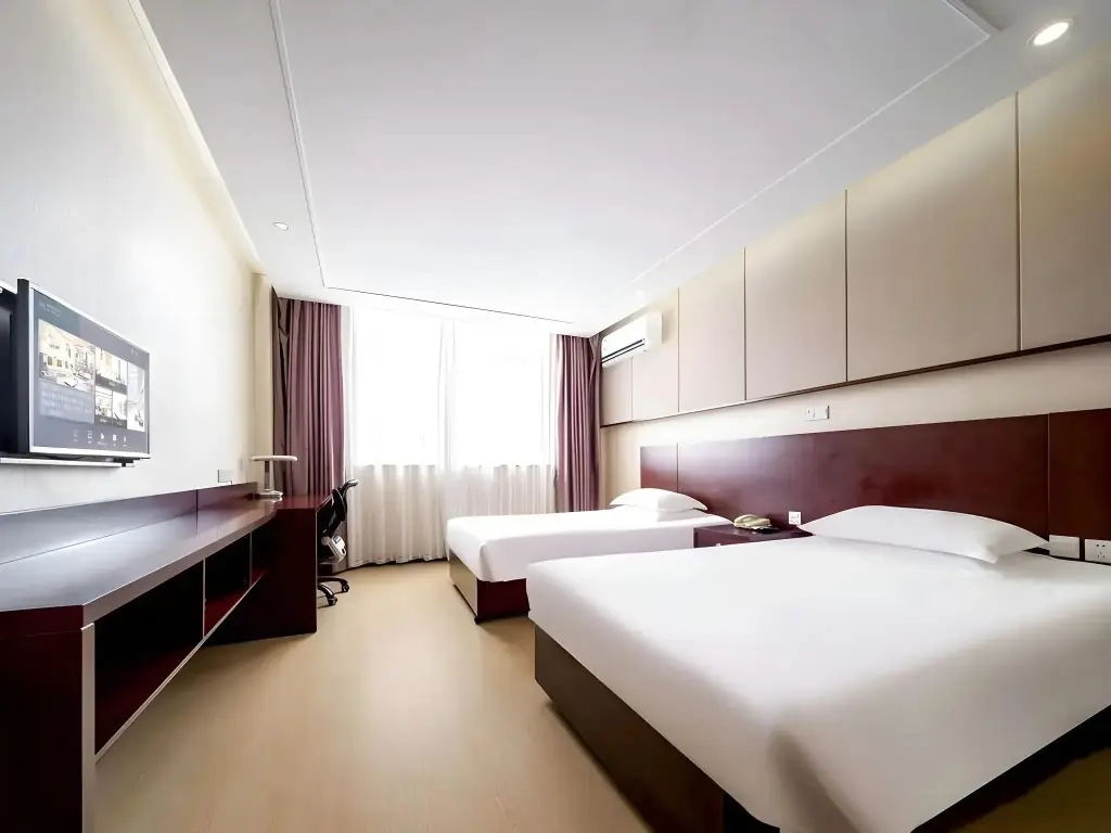 Вэйхай: Jinjiang Inn Weihai High Speed Rail Station South Haibin Road Branch