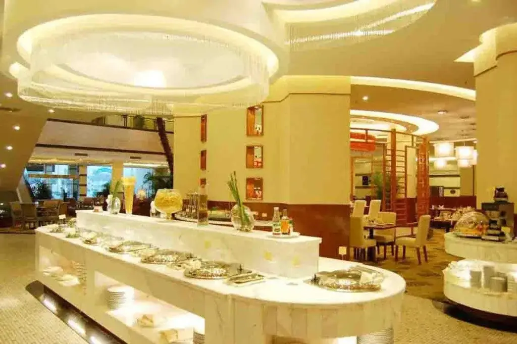 Нинбо: New Century Hotel Ninghai