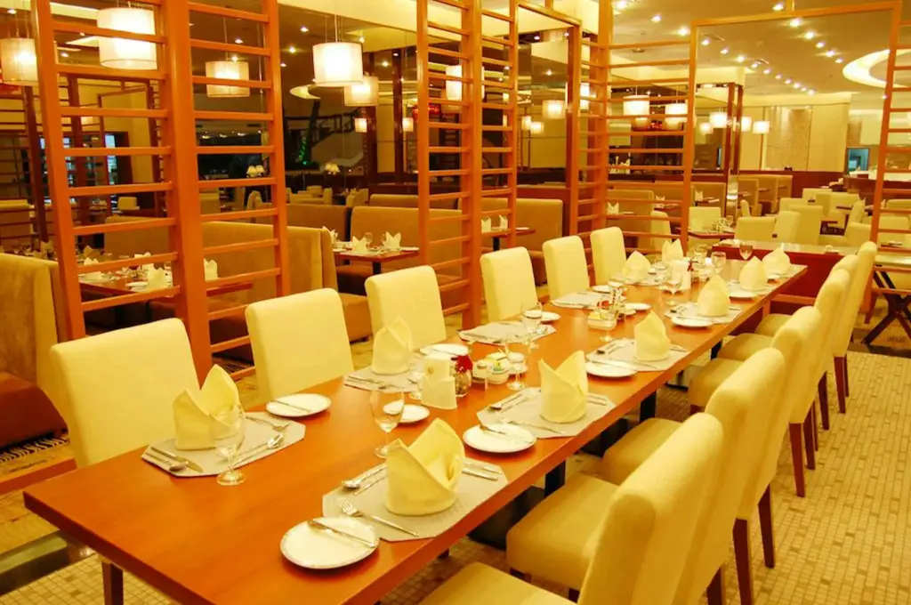 Нинбо: New Century Hotel Ninghai