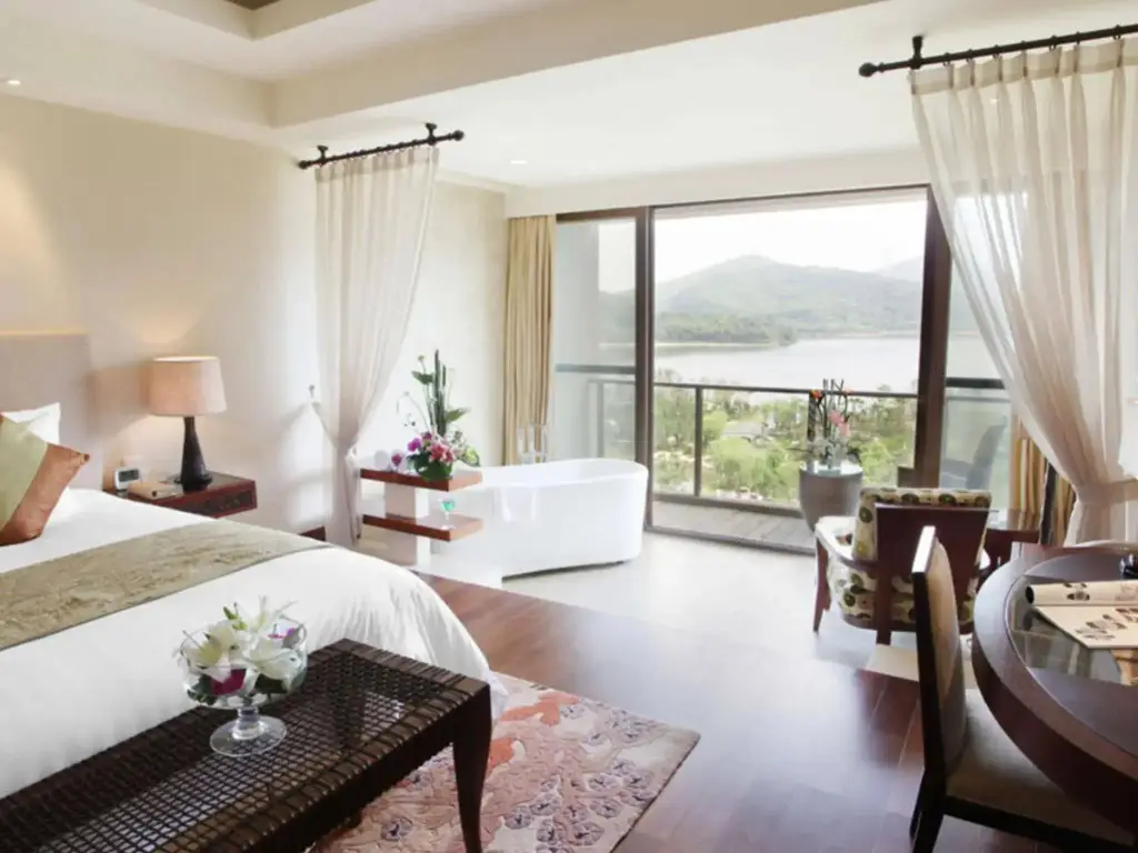 Нинбо: New Century Resort Jiu Long Lake Ningbo