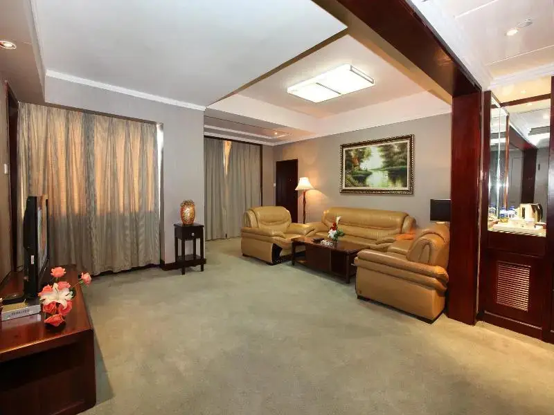 Цзиньхуа: New Century Pujiang Hotel