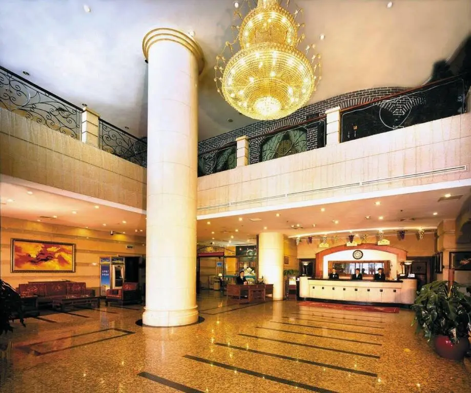 Далянь: Zhongshan Hotel Dalian