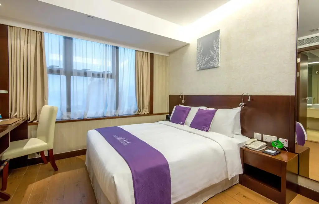 Гонконг: The Bauhinia Hotel - Tsim Sha Tsui