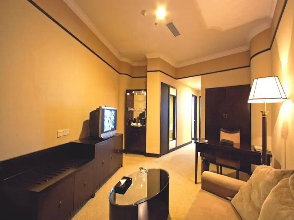 Yashidu Suites Hotel — фото 1