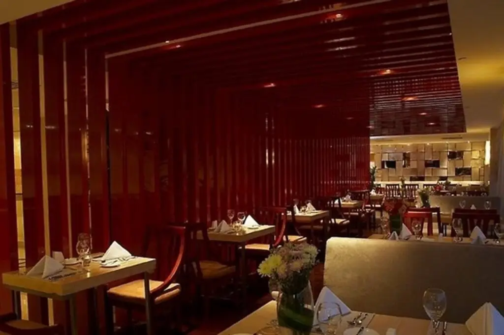 Шанхай: Blue Horizon Royal Parklane International Hotel