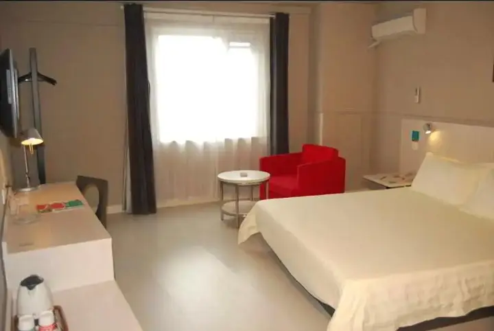 Нинбо: Jinjiang Inn Ningbo Tianyi Square East Zhongshan Road Branch
