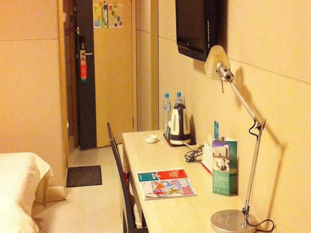 Хайкоу: Jinjiang Inn Haikou Dongfengqiao