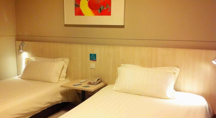 Шанхай: Holiday Inn Express Shanghai Pudong Airport