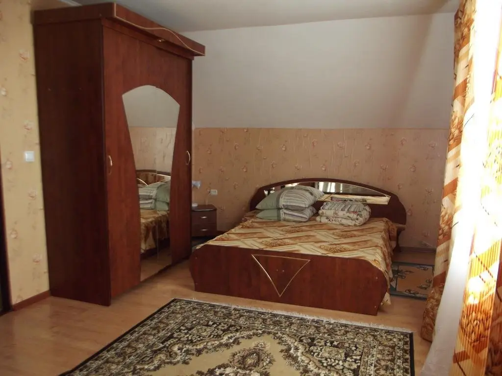 Лесной: Country House On Nevskogo