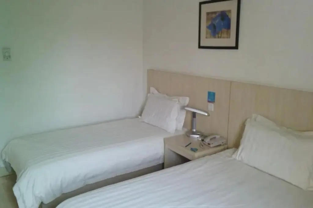 Тяньцзинь: Jinjiang Inn Tianjin Hongqiao Guangrongdao