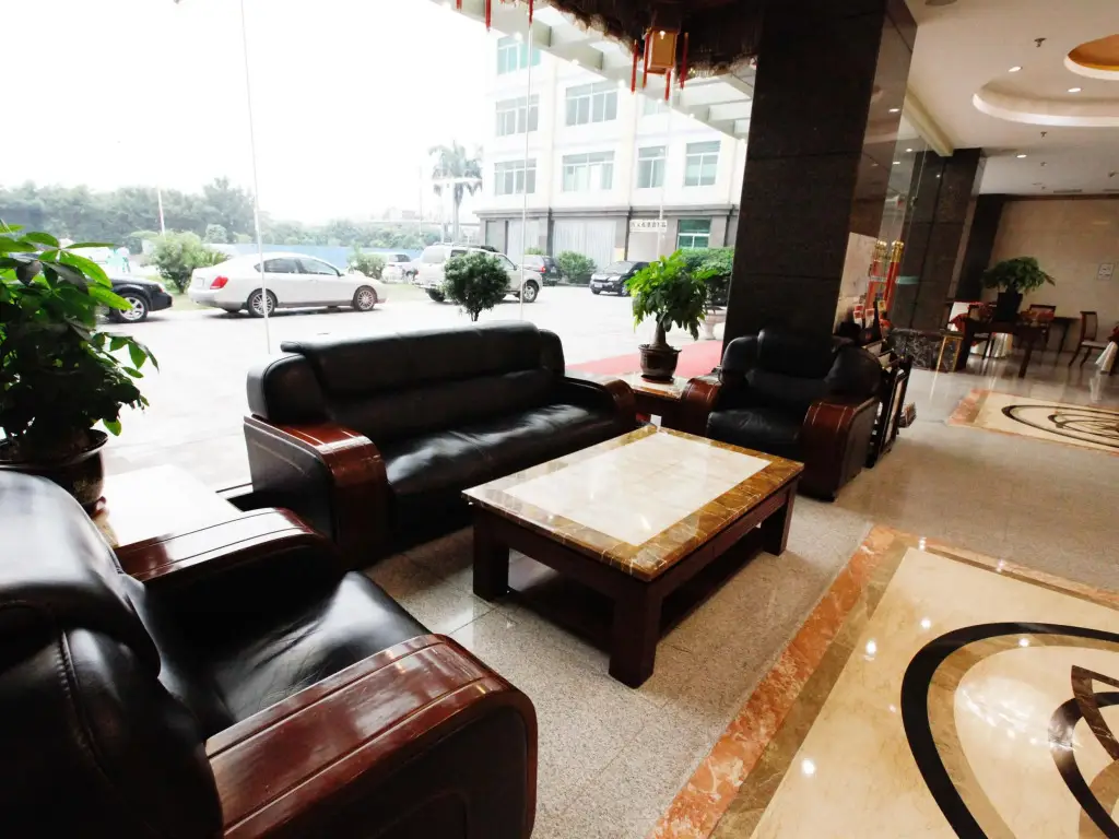 Гуанчжоу: Ying Ge Hai Holidays Hotel