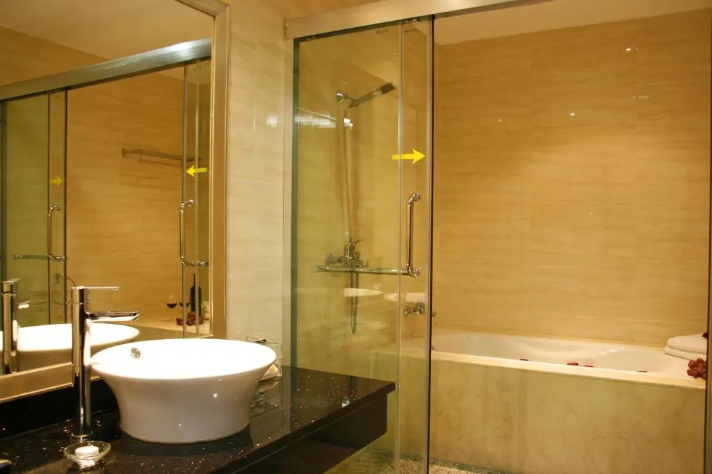 Гуанчжоу: Ying Ge Hai Holidays Hotel