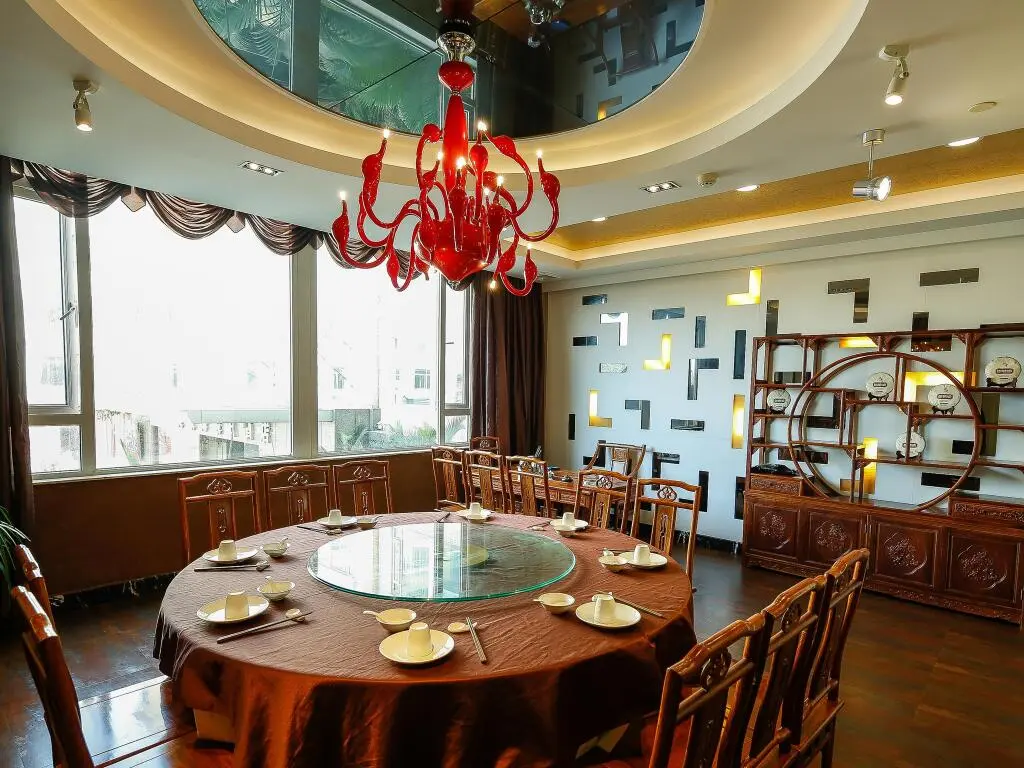 Гуанчжоу: Ying Ge Hai Holidays Hotel