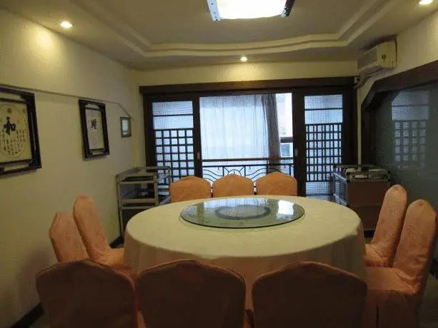 Guilin Soluxe Qi Xia Hotel — фото 1