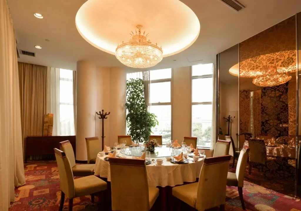 Шанхай: Regal Jinfeng Hotel