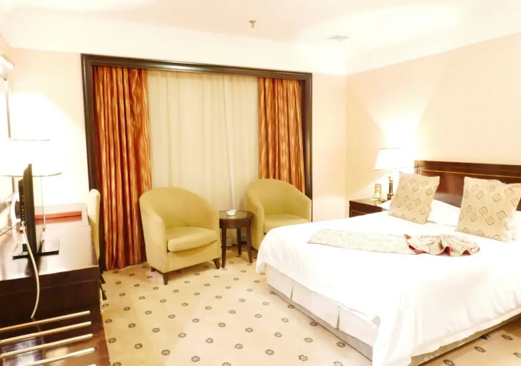 Шанхай: Shanghai Charms Hotel