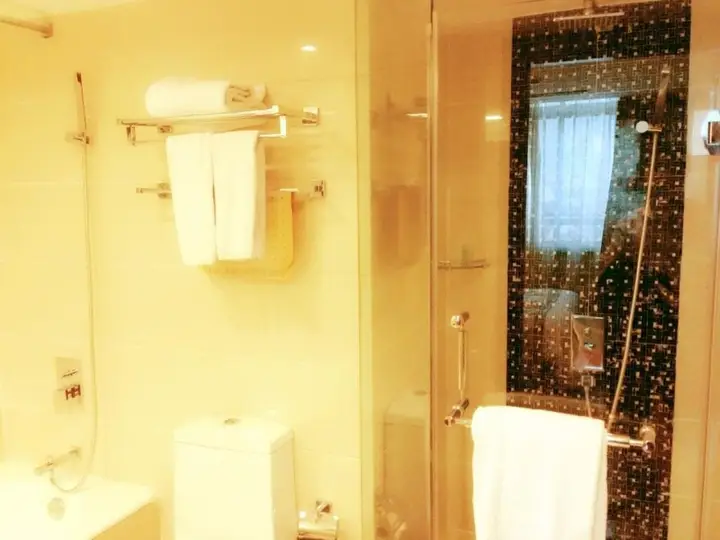 Шанхай: Royal Court Hotel