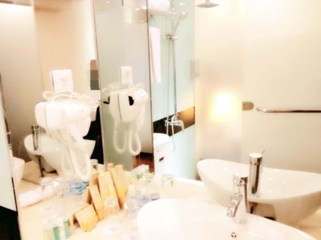 Шанхай: Royal Court Hotel