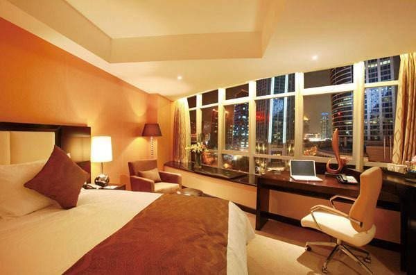 Шанхай: Howard Johnson Business Club Shanghai