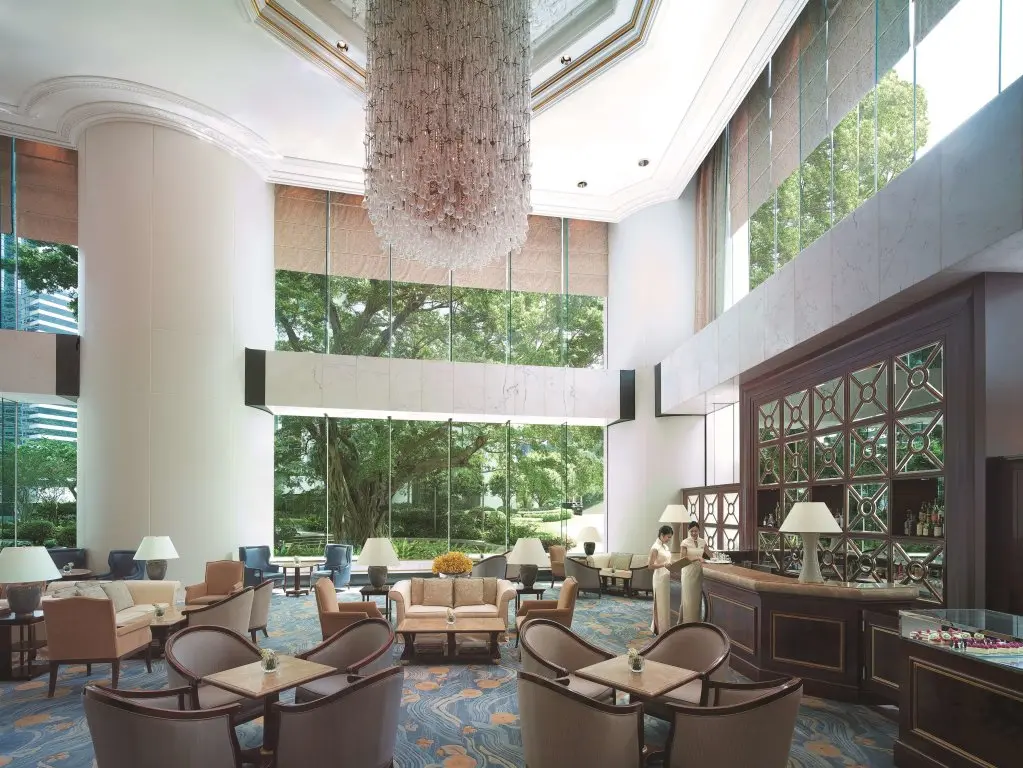 Гонконг: Island Shangri-La, Hong Kong