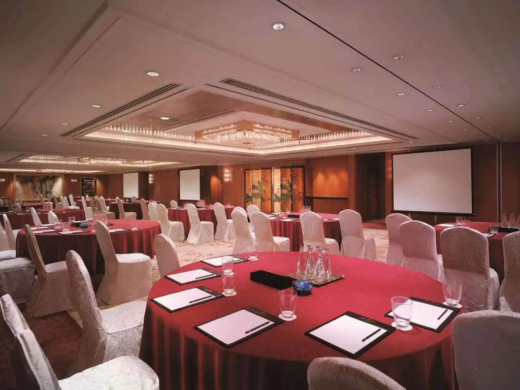 Гонконг: Kowloon Shangri-La, Hong Kong