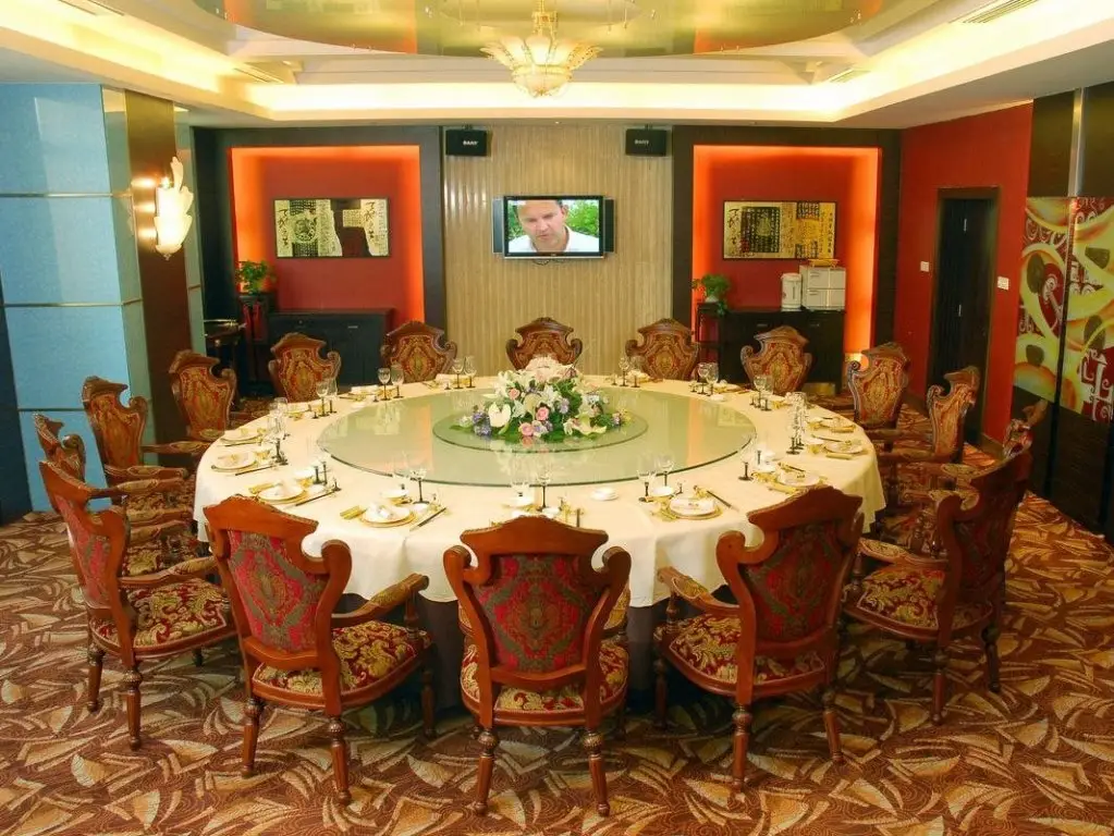 Шанхай: Howard Johnson Wyndham Leonora plzaz Shanghai