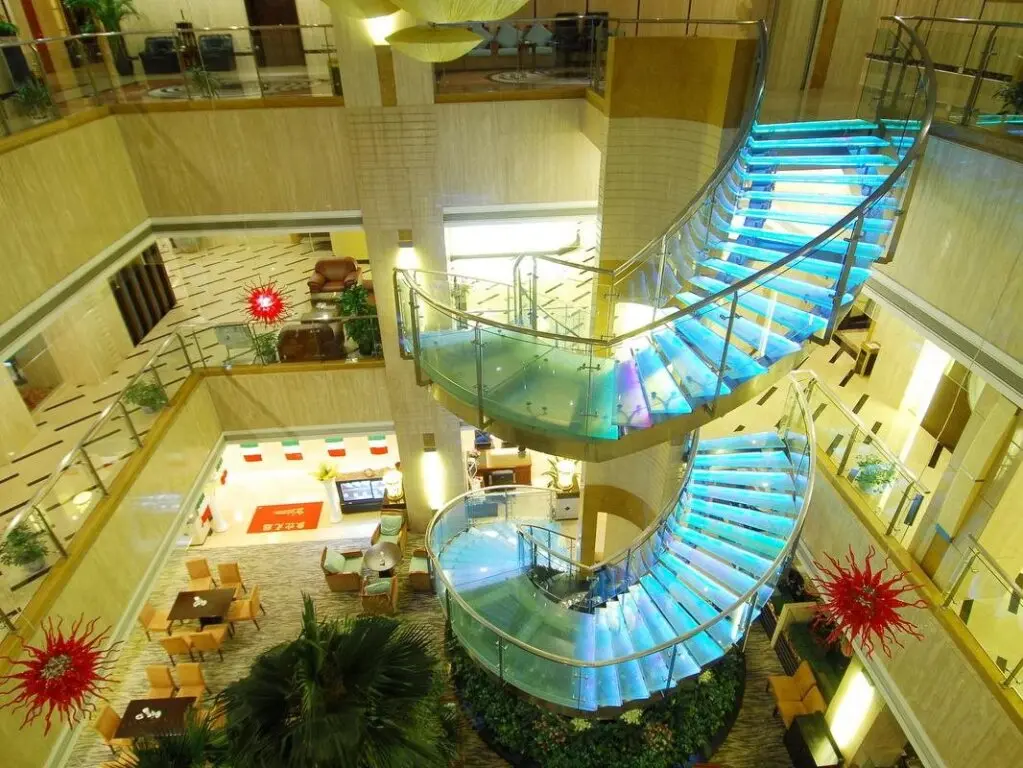 Шанхай: Howard Johnson Wyndham Leonora plzaz Shanghai