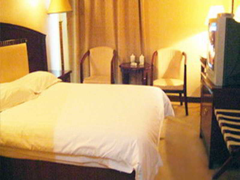 Пекин: Beijing GuoMen Business Hotel