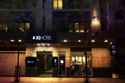 Xi Hotel — фото 1