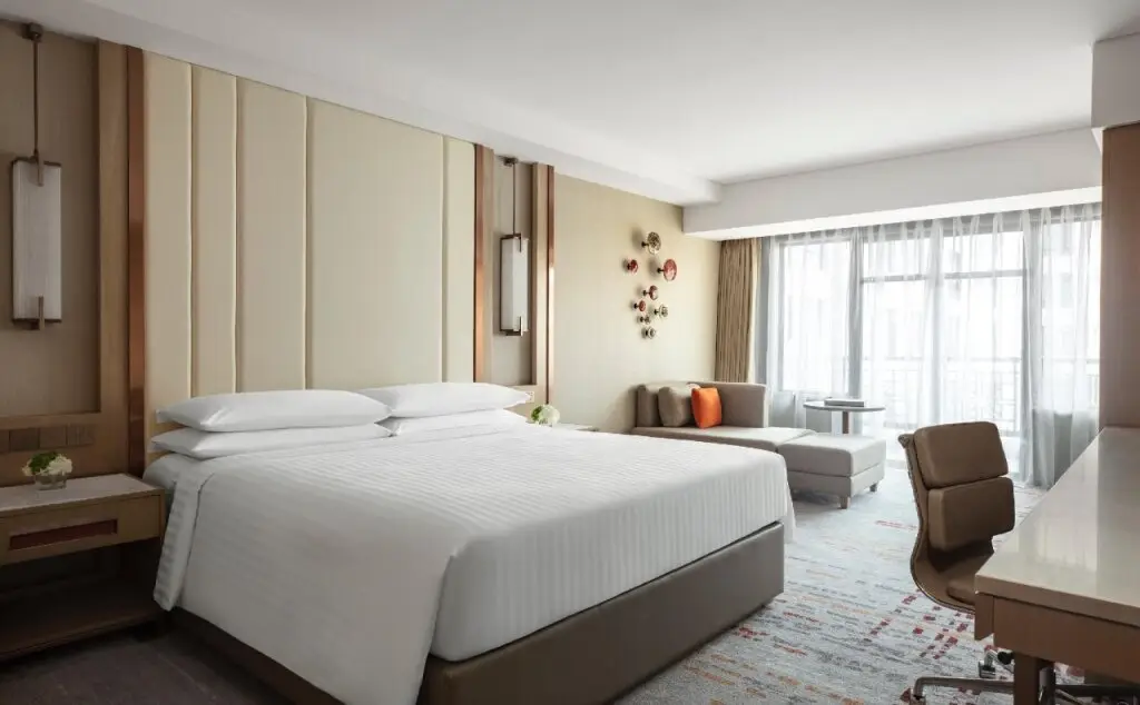 Шанхай: Renaissance Shanghai Hongqiao