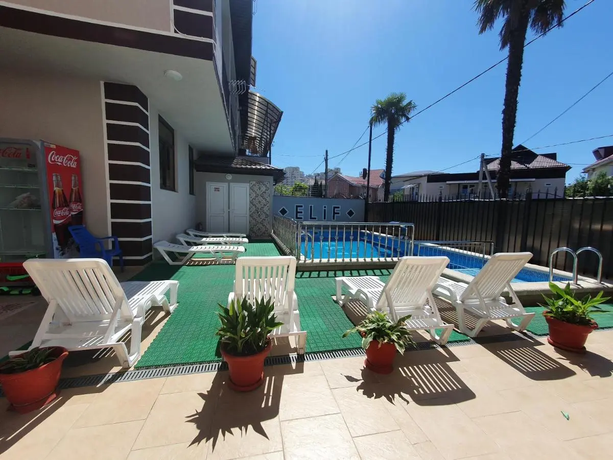 Лазаревское: Guest House Elif