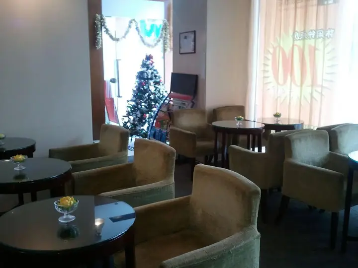 Гуанчжоу: Gangding Garden Inn